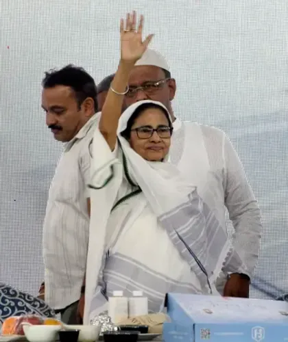 What Message Did CM Mamata Banerjee Share on Swami Vivekananda’s Death Anniversary?