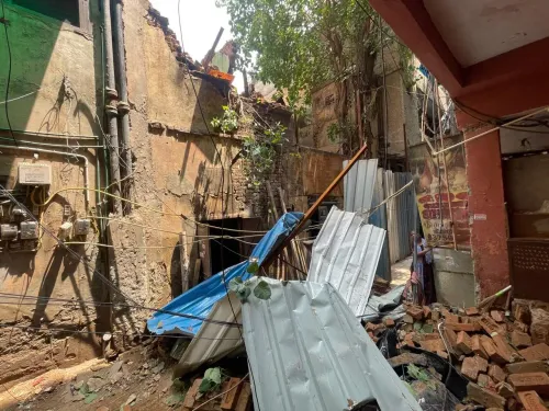 Karol Bagh building collapse kills 1, injures 3 during illegal demolition