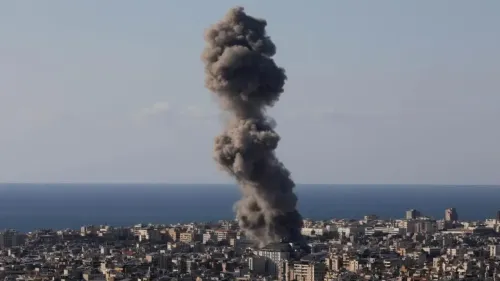 One Dead, Two Injured in Israeli Airstrike on Lebanese Border Town