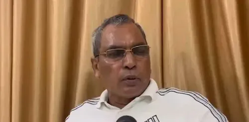 ओपी राजभर का सपा सांसदों पर हमला: दलित महिला की 50 बीघा जमीन कब्जे का आरोप, अखिलेश पर भी निशाना