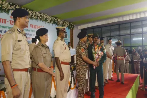 Operation Navjeevan: 16 Maoists, 6 commanders surrender in Jharkhand