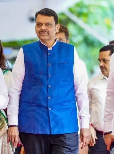 Opposition tears into Fadnavis over 'rental ponies', 'liars' jibe in Assembly