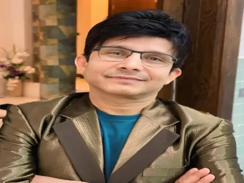 क्या ओशिवारा गोलीबारी मामले में कमाल राशिद खान से पूछताछ जारी है?