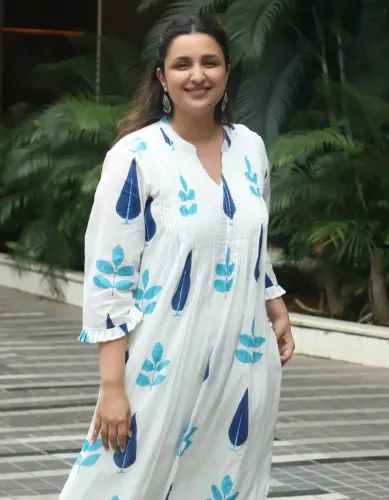 परिणीति चोपड़ा के OTT डेब्यू से पहले प्रियंका और राघव ने इंस्टाग्राम पर लुटाया प्यार