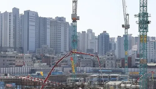 Why Did Over 470,000 S. Korean Firms Fail to Report Net Profit in 2024?