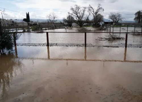 Over 5,500 Residents Evacuated as Oahu Battles Severe Flooding in Two Decades