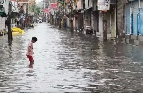 Delhi-NCR monsoon flooding: Red alert issued, traffic paralysed on July 9