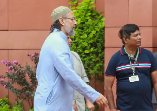 Owaisi urges Rijiju to save Delhi's Race Course Mosque from demolition