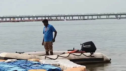 प्रयागराज में गंगा-यमुना का जलस्तर बढ़ा, पहाड़ी बारिश का असर; प्रशासन ने नदी किनारे के लोगों को किया सतर्क