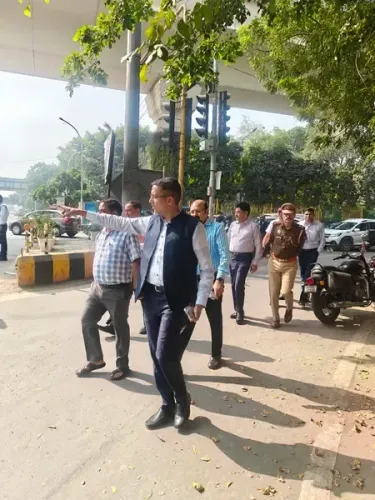 पैदल मुसाफिरों के लिए नोएडा गोलचक्कर पर बनेगा आधुनिक स्काईवॉक, ट्रैफिक रहेगा स्मूद