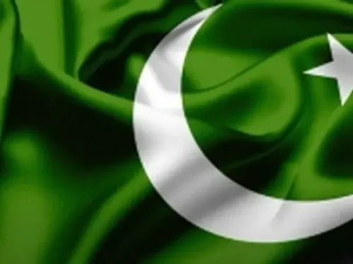 Why is Pakistan's Central Bank Restricting Foreign Currency Sales?