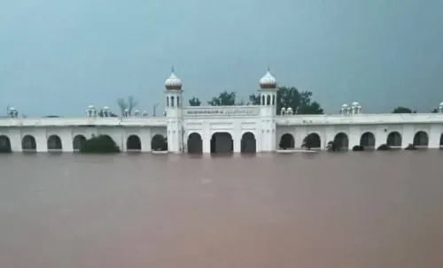 What Flood Management Strategies Are Needed for Gurudwara Kartarpur Sahib?