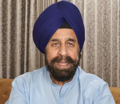 पाकिस्तान के गुरुद्वारे में सिख दंपति की गोली मारकर हत्या, BJP प्रवक्ता बोले — अंतरराष्ट्रीय समुदाय चुप न रहे