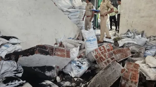 पालघर में टीना रबर कंपनी की दीवार ढही, 3 मजदूरों की मौत; केशव, मीरा और रंजना की पहचान