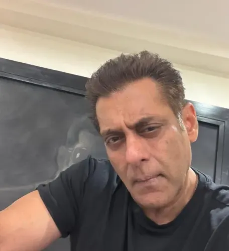 सलमान खान का पैपराजी को कड़ा संदेश: 'दुख पर फायदा उठाने की कोशिश मत करना' — 4 पोस्ट में दी सख्त चेतावनी