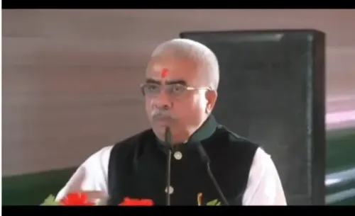 क्या माटीकला महोत्सव परंपरा और नवाचार का संगम है? : राकेश सचान
