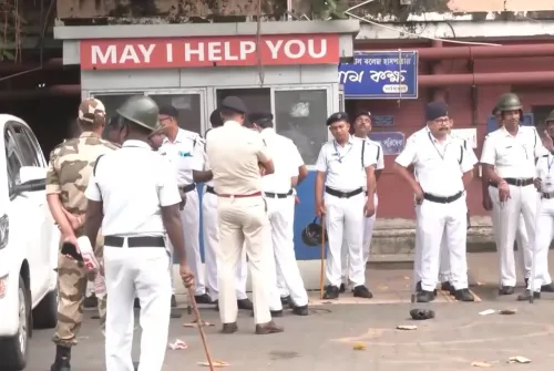 कोलकाता दुर्गा पूजा भगदड़: 19 मौतें, मेडिकल कॉलेज क्षेत्र में BNSS 163 तीन दिन लागू