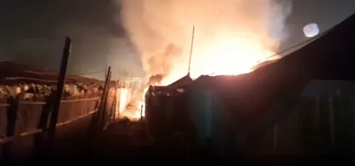 क्या पश्चिम बंगाल के गंगासागर मेले में भीषण आग ने सुरक्षा व्यवस्था पर सवाल उठाए?