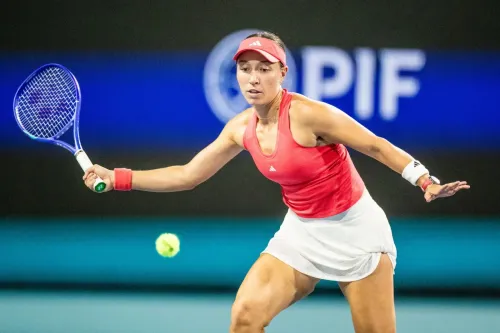 Pegula Stages Comeback to Advance in Charleston; Kenin, Alexandrova, Anisimova Also Progress