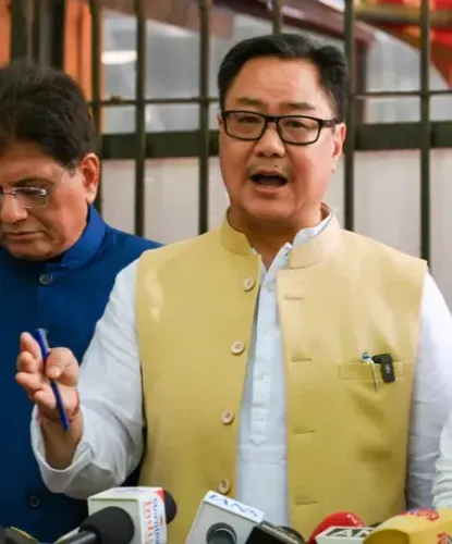 Rijiju slams Congress over 1975 Emergency, defends poll agencies