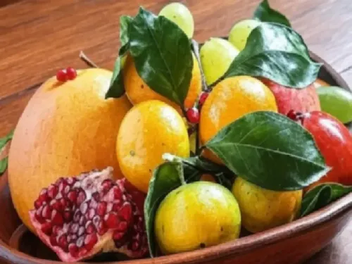 जानें, क्यों पेट में एसिडिटी बढ़ा सकते हैं ये फल और क्या हैं सेवन की सावधानियां