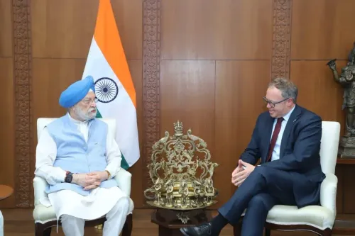 Petroleum Minister Puri meets Thuringia's Minister-President on green hydrogen