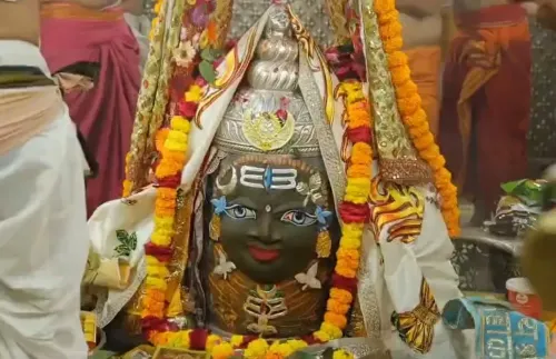 महाकालेश्वर मंदिर में आश्विन सप्तमी पर भस्म आरती, बेल पत्र-रुद्राक्ष माला से सजे बाबा महाकाल