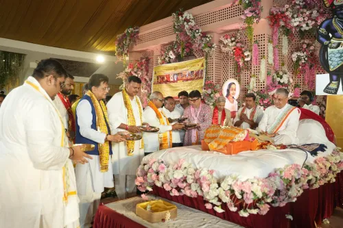 Piyush Goyal attends Bhagwat Katha in Borivali