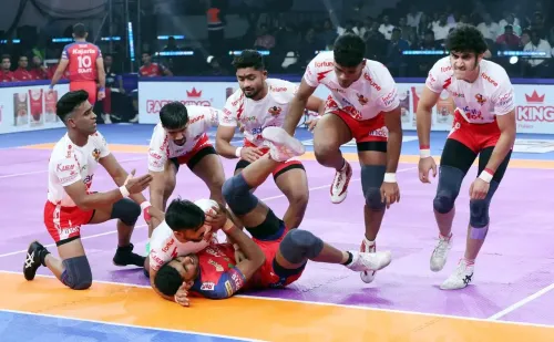How Did Shadloui and Ankit Dahiya Lead the Gujarat Giants to Victory Over UP Yoddhas?