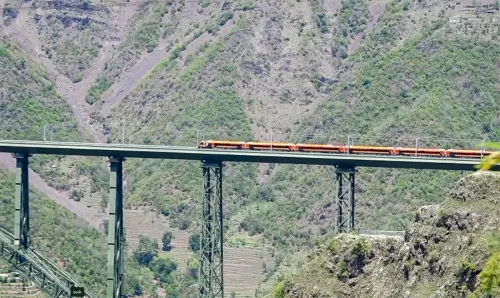 पीएम गतिशक्ति के 5 साल: ₹20.23 लाख करोड़ की 421 परियोजनाओं का मूल्यांकन, 1,800 से अधिक डेटा लेयर जुड़ीं