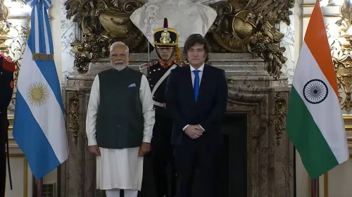 How Was PM Modi Welcomed by Argentina's President Milei at the Historic Casa Rosada?