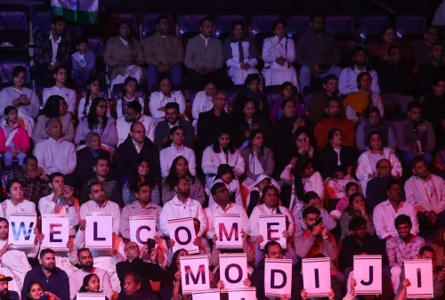 PM Modi Addresses Indian Community in Auckland During NZ Visit