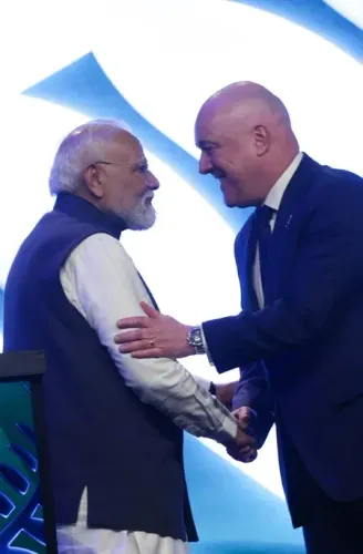 Modi, Luxon tour sports innovation expo, attend gala lunch in Auckland