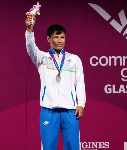 PM Modi Congratulates Weightlifter Rishikanta Singh on Silver Medal