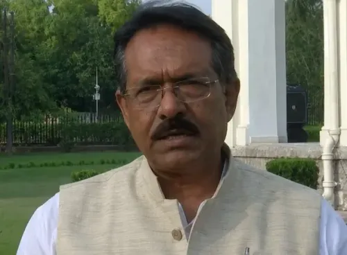 मोदी सरकार के 12 वर्ष: BJP का 'विशिष्ट संपर्क अभियान', हर्ष मल्होत्रा ने DU कुलपति से की मुलाकात