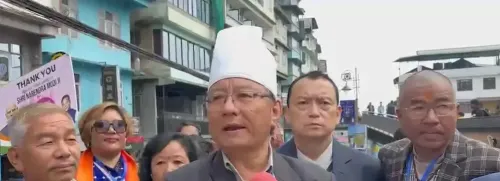 पीएम मोदी के सिक्किम दौरे पर गंगटोक में मेगा रोड शो, स्थानीय नेताओं ने उठाई आदिवासी दर्जे व बुनियादी ढांचे की मांग