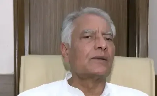 खड़गे PM मोदी पर विवादित बयान के लिए माफी मांगें: BJP नेता सुनील जाखड़ की माँग