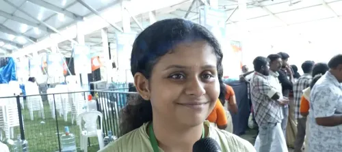 प्रधानमंत्री मोदी की तिरुवल्ला जनसभा में लोगों की खुशी और समर्थन