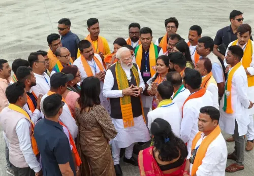 PM Modi Engages with BJP Workers in Siliguri, Claims West Bengal's Sentiment is Shifting Towards BJP
