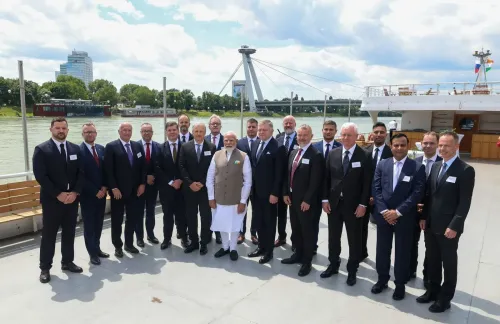 PM Modi Meets Slovak Business Leaders in Bratislava