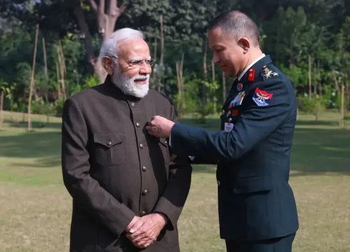 क्या आप पीएम मोदी की अपील पर सशस्त्र सेना झंडा दिवस फंड में योगदान देंगे?