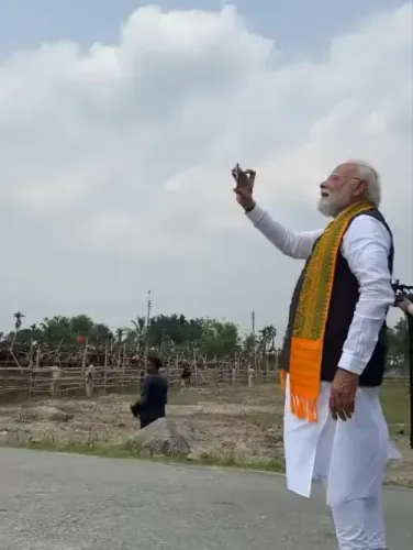 पीएम मोदी ने सिलीगुड़ी में साझा किया वीडियो, बोले- 'बंगाल का मिजाज जानने आइए'
