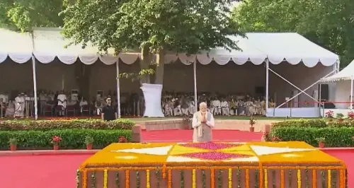 PM Modi honours Lal Bahadur Shastri on birth anniversary, invokes 'Jai Jawan, Jai Kisan'