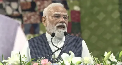 Gujarat powers one-fifth of India's 250 GW green energy capacity, Modi says in Surat