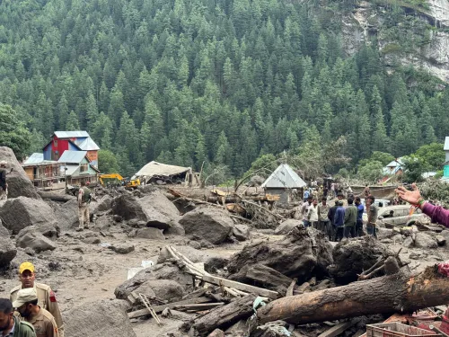 What Did PM Modi Discuss with J&K L-G and CM Regarding Kishtwar Tragedy?