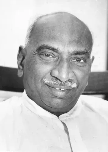 पीएम मोदी, उपराष्ट्रपति और मल्लिकार्जुन खड़गे ने जयंती पर स्वतंत्रता सेनानी थिरु के. कामराज को किया याद