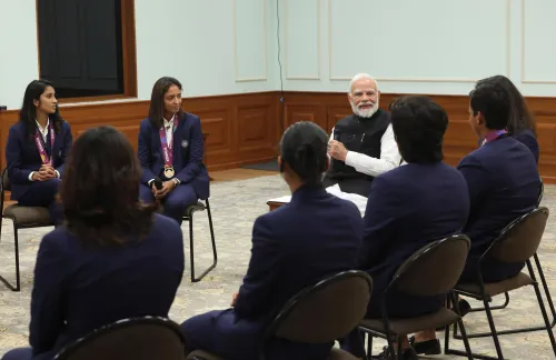 How Can the Indian Women's Cricket Team Help Promote the Fit India Movement?