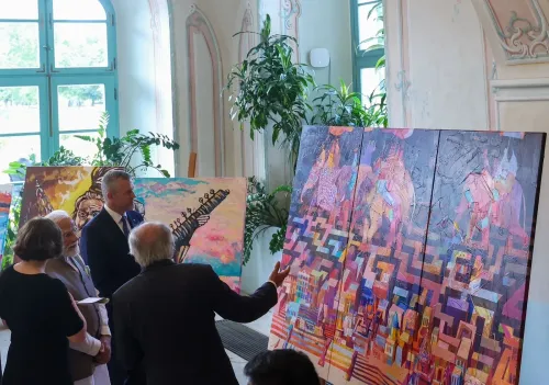 PM Modi Views Varanasi Art Show at Bratislava Presidential Palace
