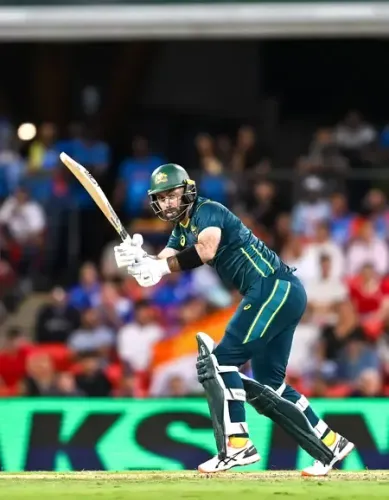 Can Ponting Help Maxwell Find His Form Before T20 WC?