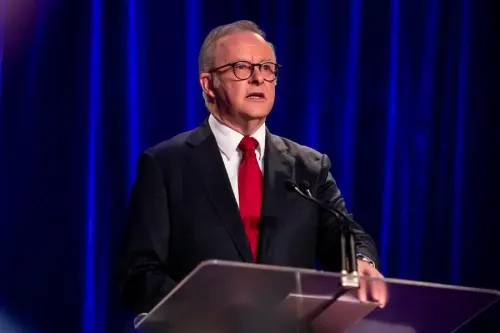 Australian PM Praises Reopening of Strait of Hormuz